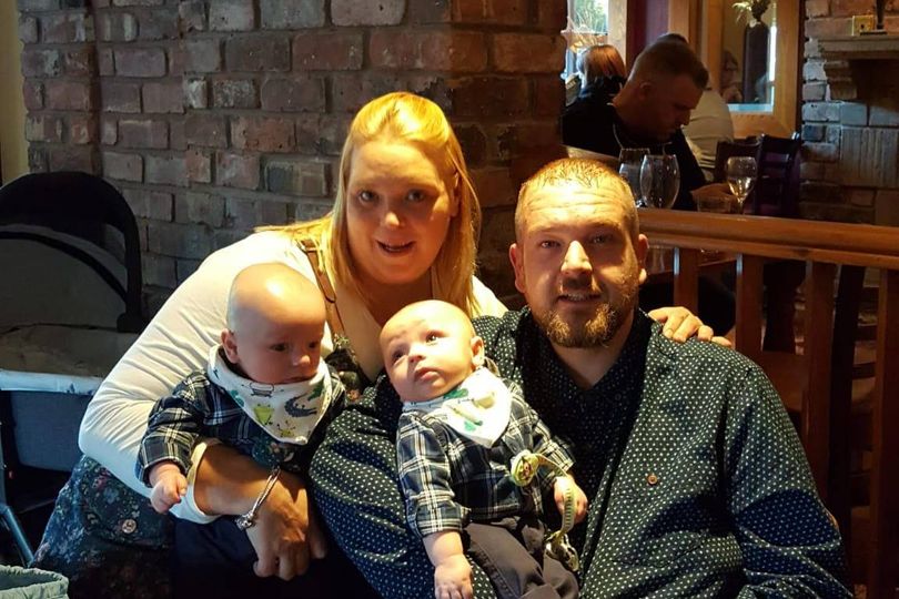 Mãe de North Wales atingida por uma catástrofe após entrar rapidamente no chuveiro