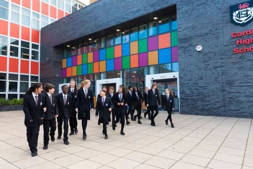 Melhores escolas secundárias mais difíceis de entrar em Cardiff e aquelas com vagas