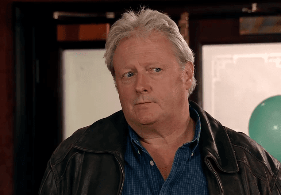 A atriz de Coronation Street da ITV quebra o silêncio sobre a morte do personagem 37 anos após seu debut