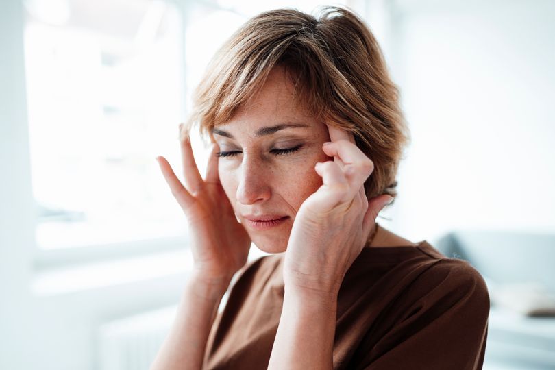 Verdades ‘choantes’ do Dr. Amir Khan para mulheres com mais de 45 anos