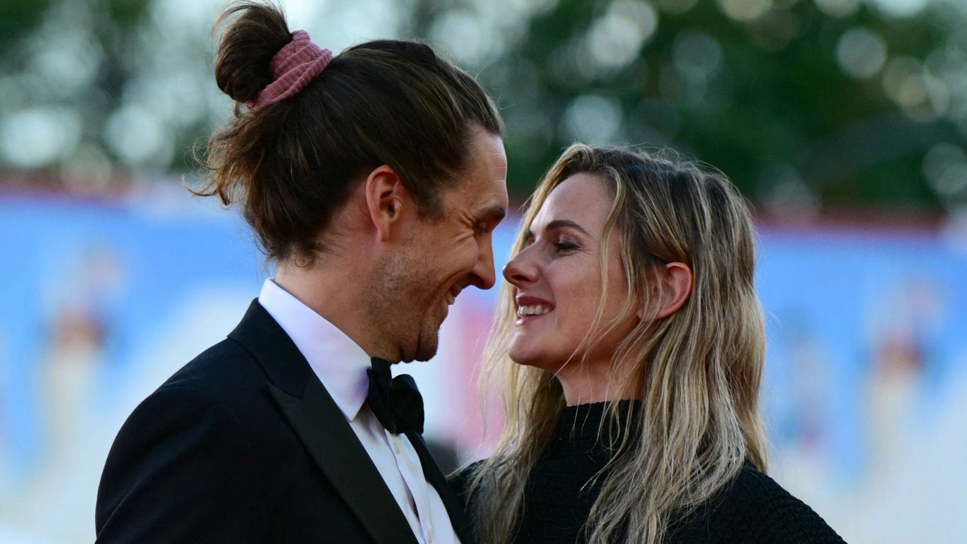 Dentro do casamento privado de Rebecca Ferguson com seu marido empresário há 7 anos