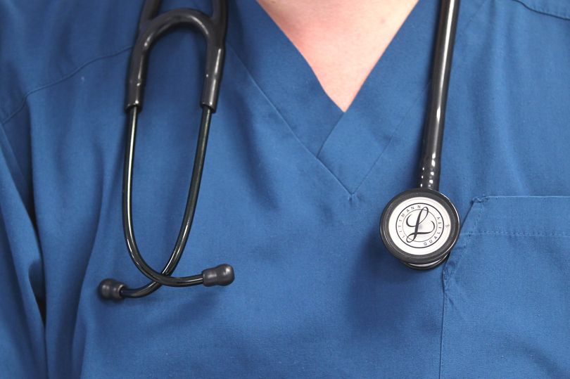 Riscamos perder uma geração inteira de futuros médicos se não invertermos o quadro